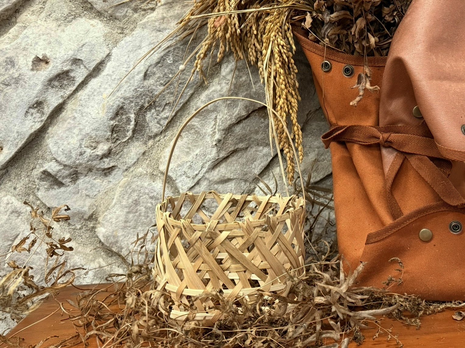 竹籃(標題圖檔)